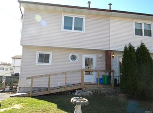 82 Division Ave, Spring Valley, NY 10977