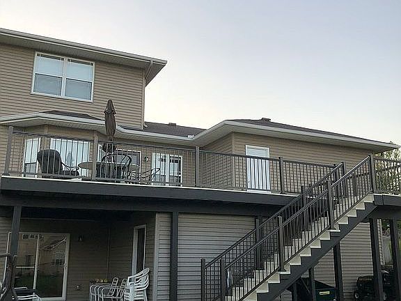 2nd image of 5035 Greenwood Ave