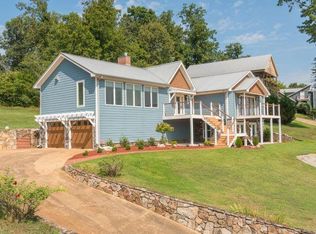 8213 Snow Hill Rd, Ooltewah, TN 37363