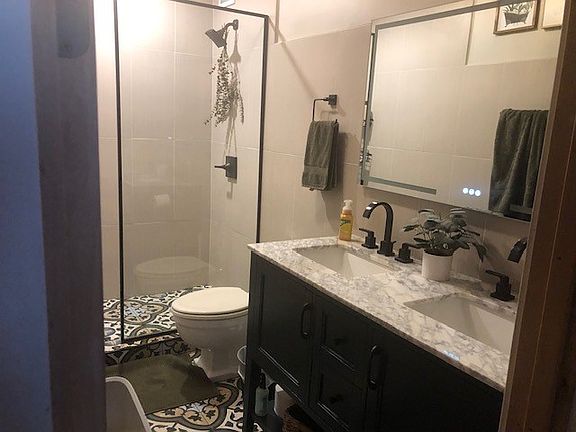 3rd image of 535 N Michigan Ave APT 606