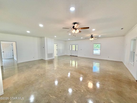 5th image of 1677 Academy Rd
