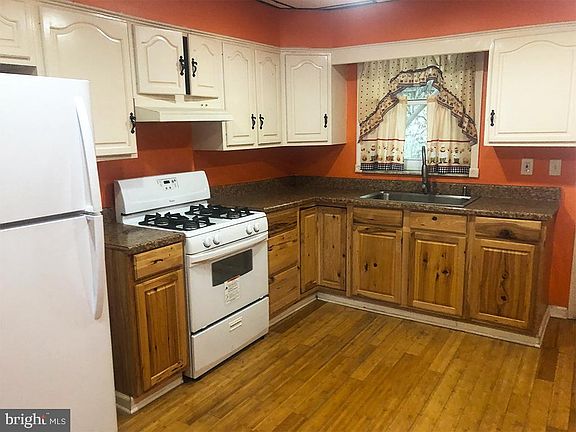 5th image of 1524 E Passyunk Ave