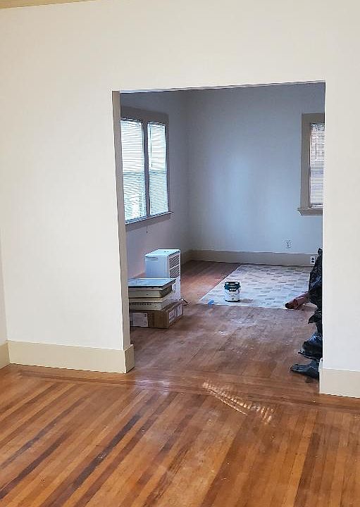 2nd image of 724 Wesley Way APT 3