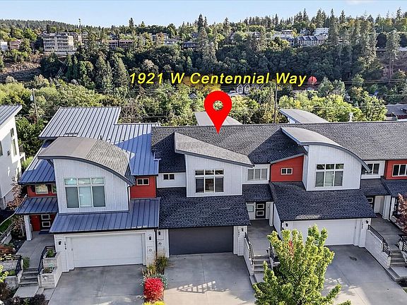 3rd image of 1921 W Centennial Way