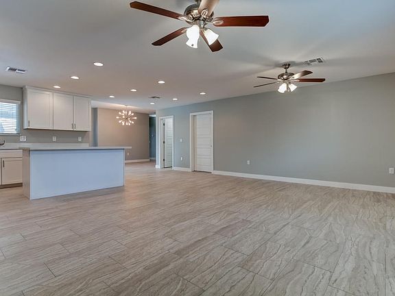 2641 E Juanita Ave-6