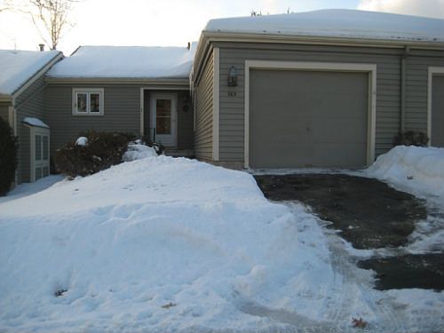 1st image of 363 Lakeview Dr