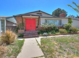21226 Velicata St, Woodland Hills, CA 91364