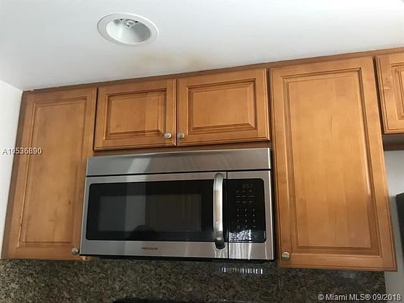 5th image of 8160 Geneva Ct APT 305