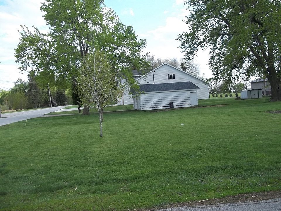 2nd image of 1020 7th St