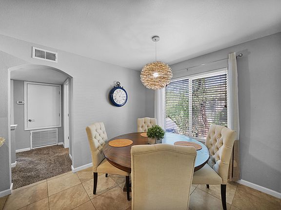 4th image of 4848 N 36th St Unit 213