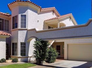 689 Vista Lago Cir N, Palm Desert, CA 92211