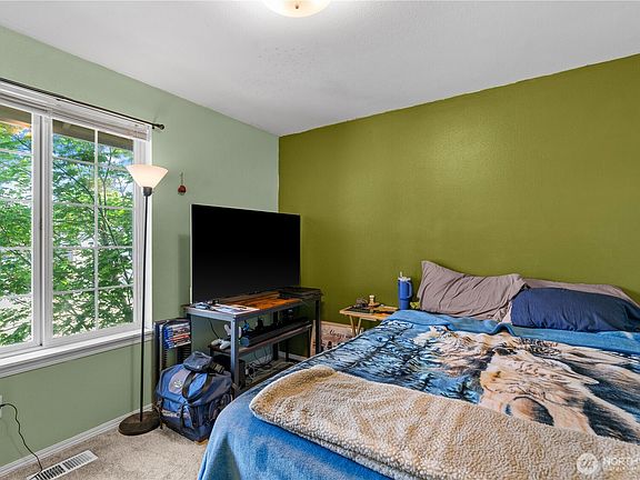 4th image of 23418 66th Avenue Ct E