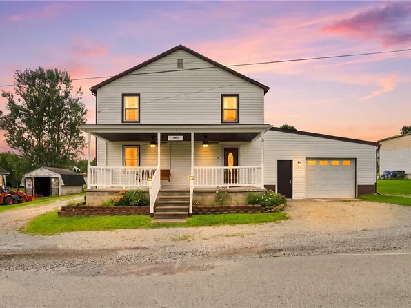 141 E 3rd St, Gray, PA 15544
