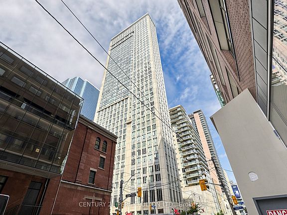 3rd image of 210 Victoria St #4106