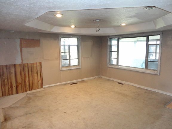 5th image of 3201 W County Road 1270 N