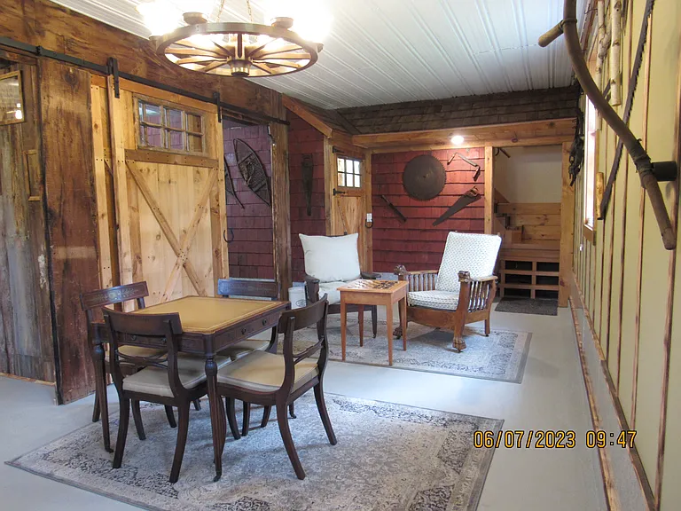 606 Maine St — Photo 14