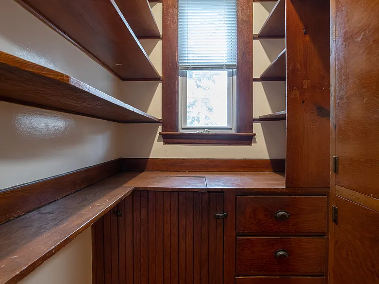 7 Chase St #3 — Photo 9