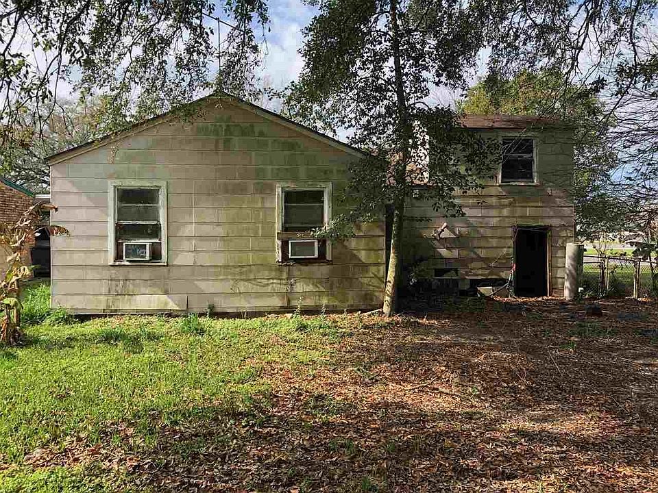 1st image of 6230 East Dr
