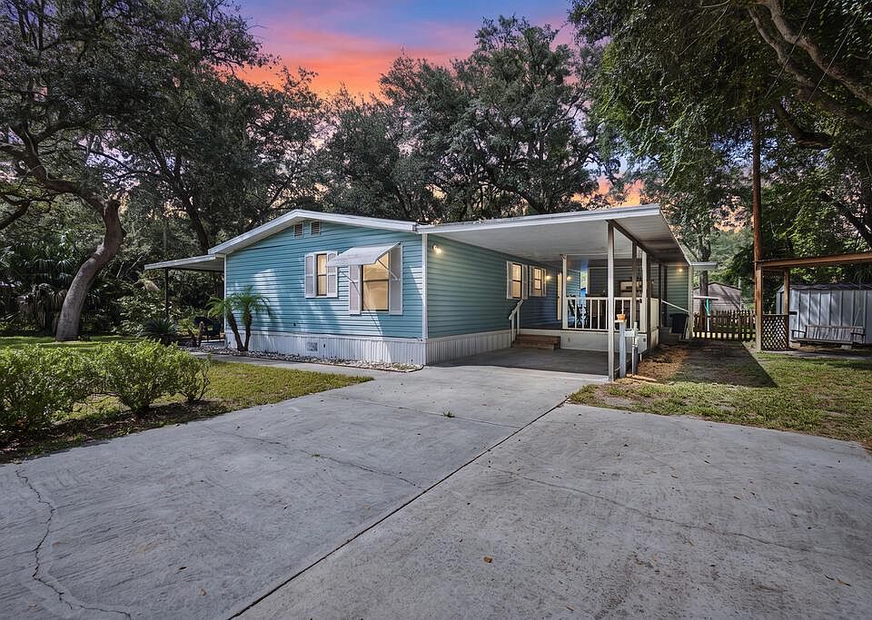 1st image of 11151 NW 112th Pl