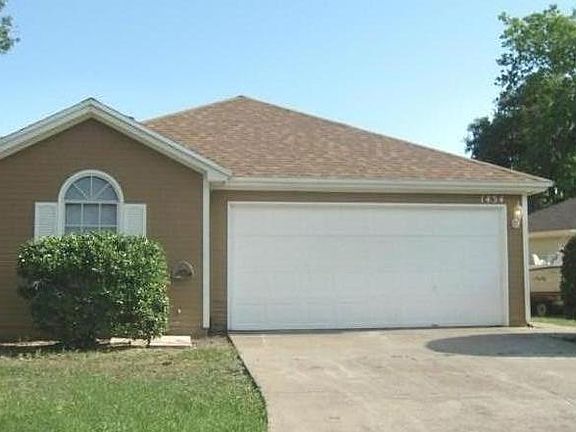 2nd image of 1454 Cove Landing Dr