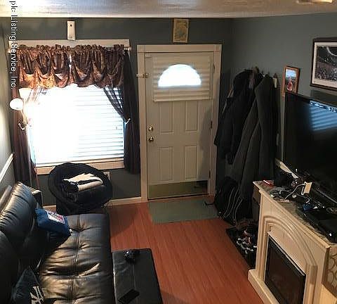 3rd image of 378 Aspen Knolls Way