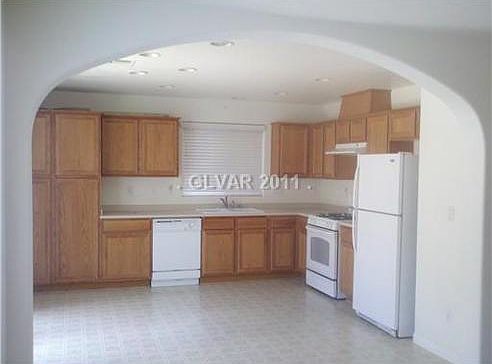 2nd image of 9038 Iron Cactus Ave