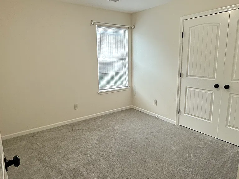 8053 SW 4th St — Photo 7