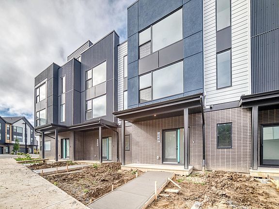 3rd image of 5 Rondeau Dr #62