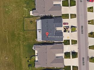 4475 53rd St S, Fargo, ND 58104