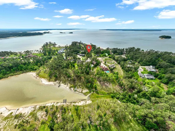 33386 Beachrock Dr, Brookeland, TX 75931