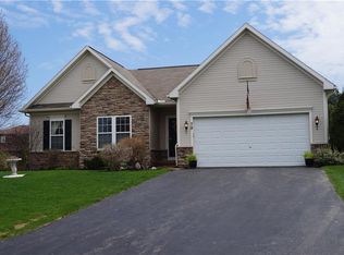 79 Charissa Run, Rochester, NY 14623