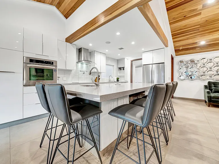 5817 Ranchito Ave — Photo 44