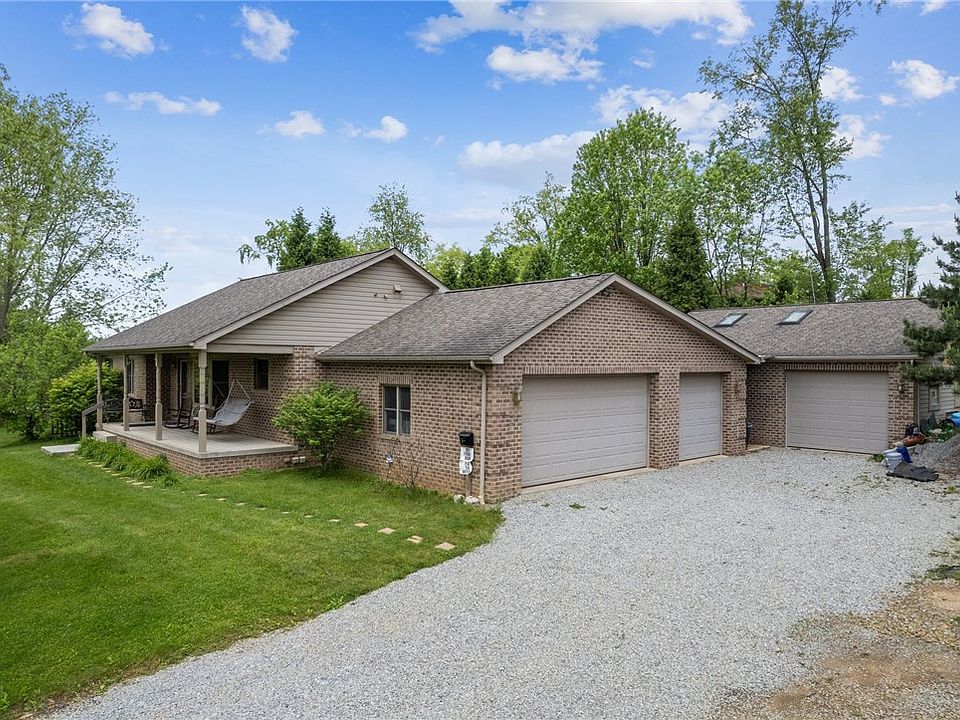 1st image of 9 McCune Dr
