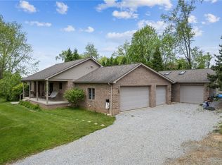 9 McCune Dr, Herminie, PA 15637