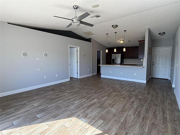 3rd image of 3194 Windmill Point Blvd