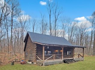 189 Hathaway Rd, Equinunk, PA 18417