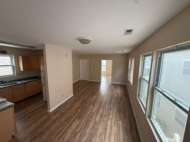 1st image of 83 Summit Ave #2