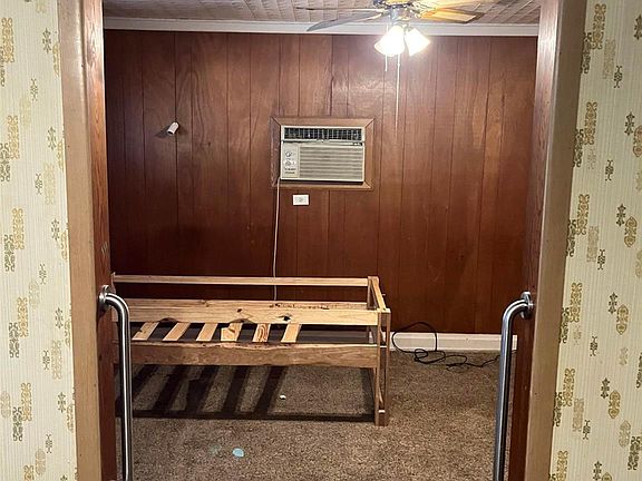 3rd image of 508 Azalea Ave