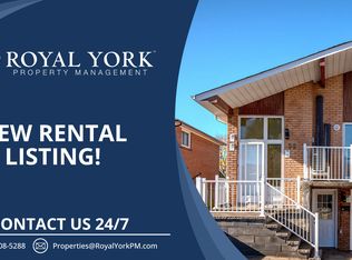 59 Bowhill Cres #2, Toronto, ON M2J 3S1