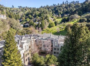 260 Caldecott Ln UNIT 215, Oakland, CA 94618