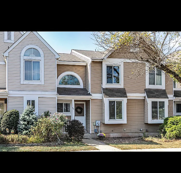 128 Long Acre Ct