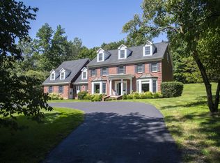 31 Hilee Rd, Rhinebeck, NY 12572