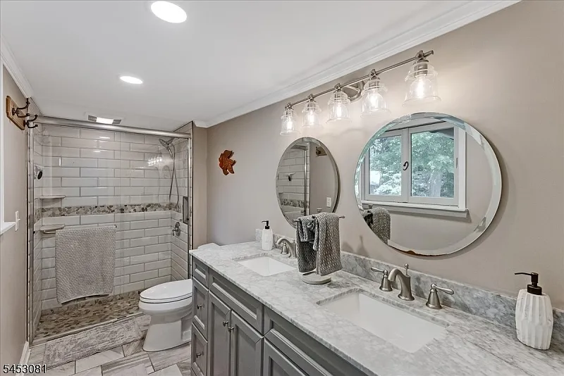 4 bed, 3.0 bath, $4,500 — Photo 4