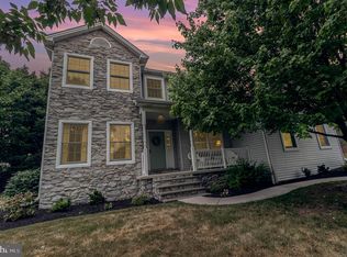 4439 Dunmore Dr, Harrisburg, PA 17112