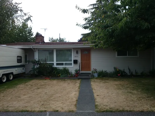 9033 30th Ave SW, Seattle, WA 98126