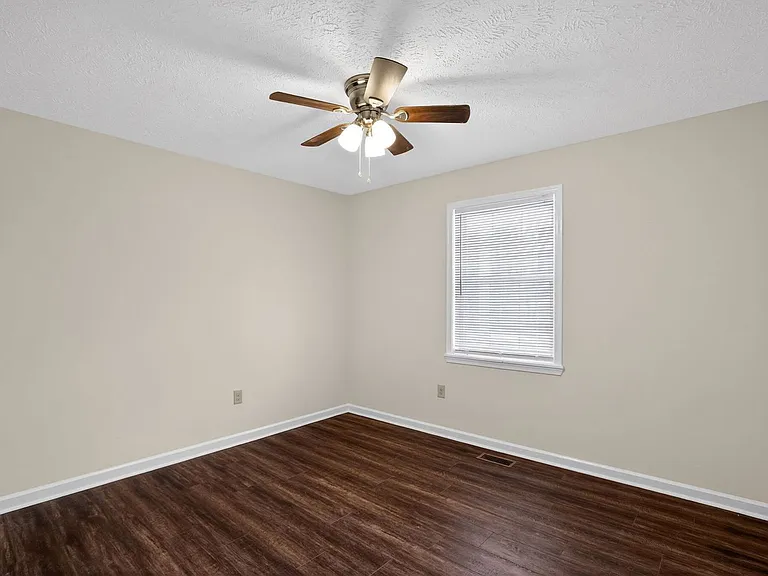 11530 Tomahawk Trl W — Photo 8
