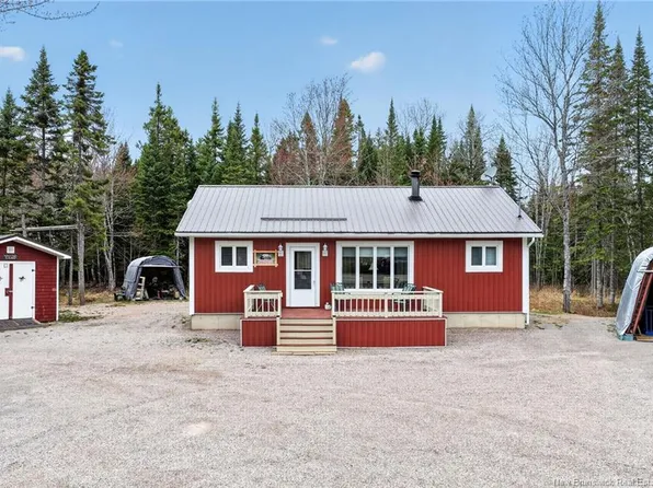 16 Perry Rd, Havelock, NB E4Z 5Z6
