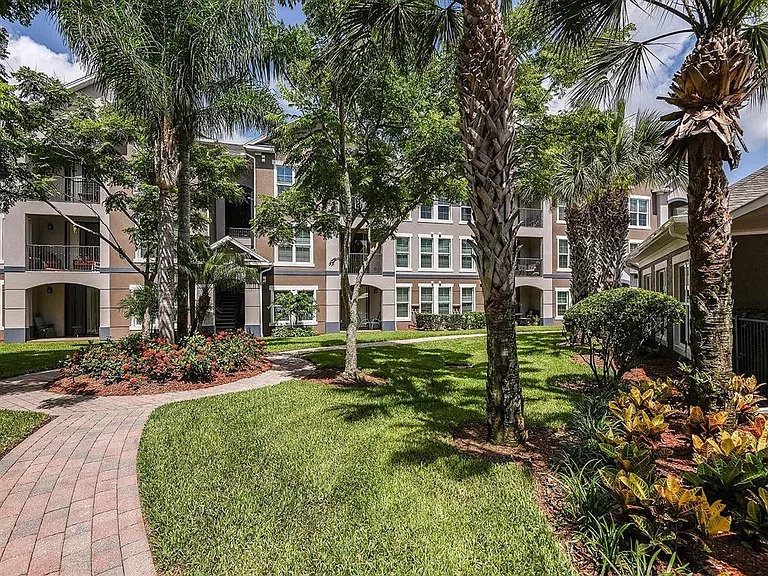 Fountain Villas — Photo 23