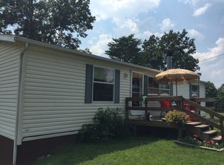 17447 Calico Ridge Rd, Logan, OH 43138