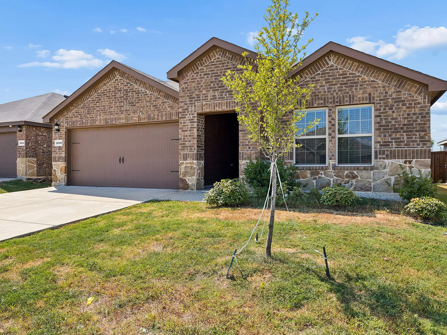 3030 Sweetwater Trl — Photo 2